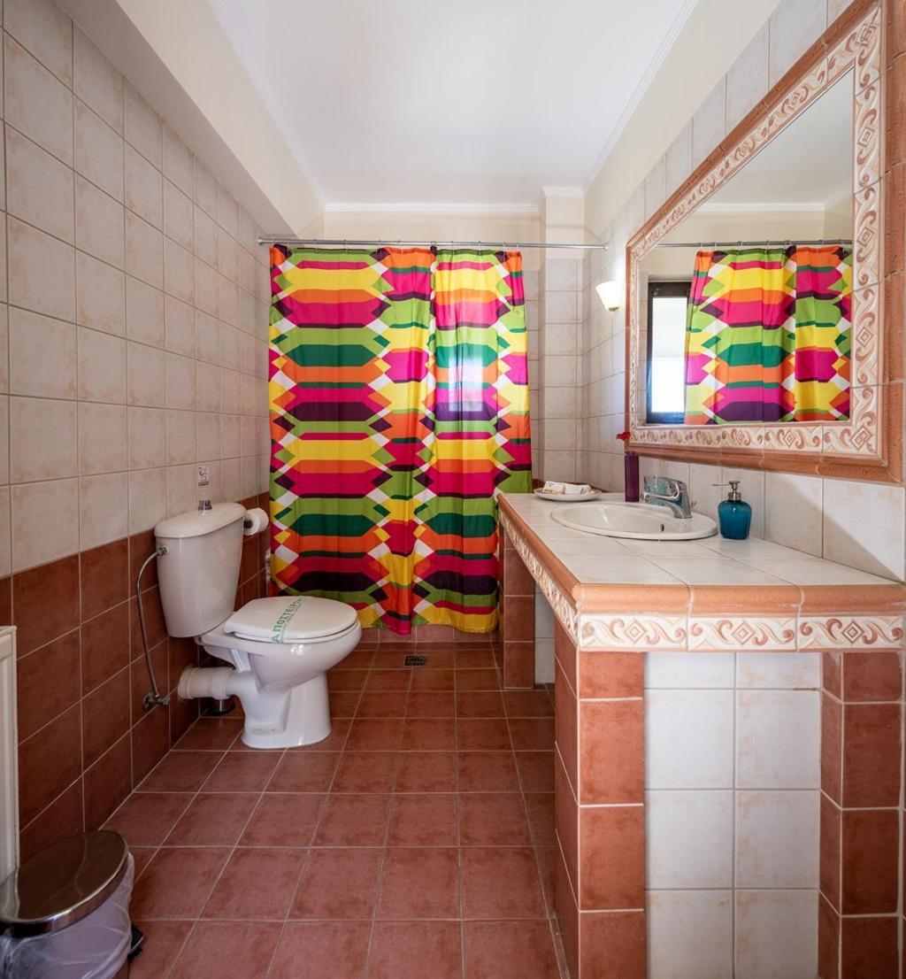 Xenos Villa 2 With A Private Pool,Near The Sea Тігакі Екстер'єр фото